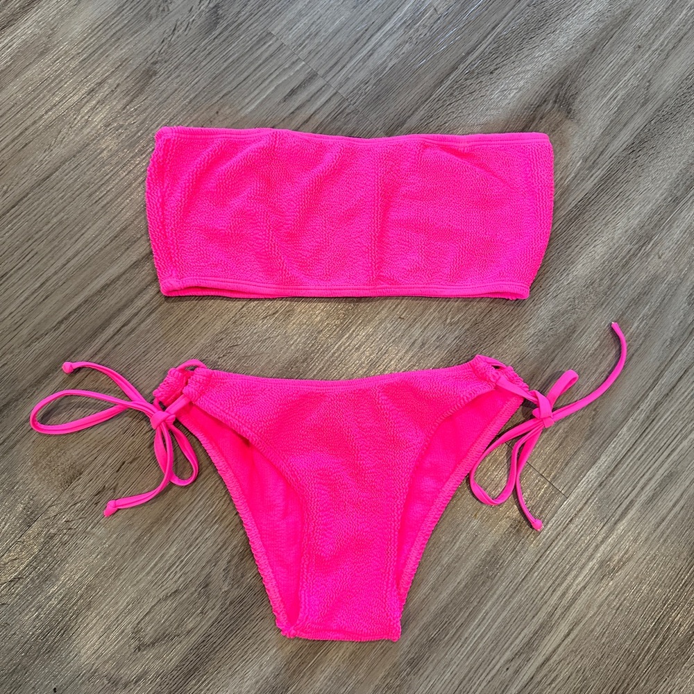 Love&Bikinis bandeau bikini set